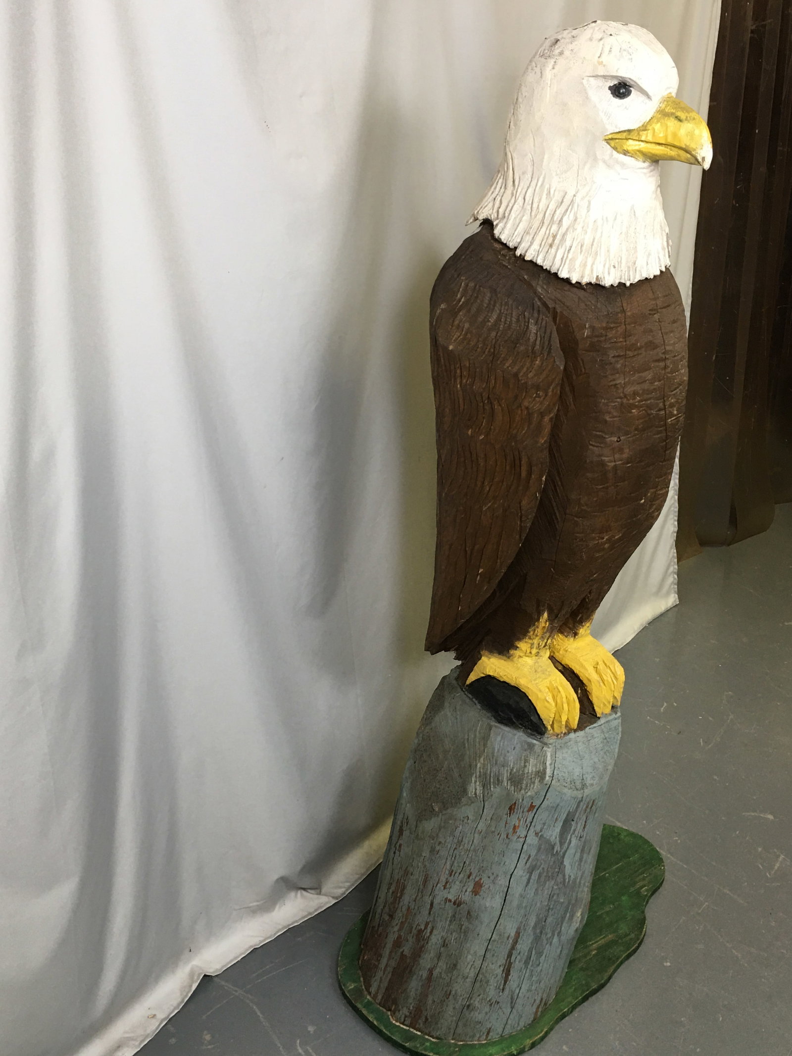 Large Chainsaw Carved Bald Eagle - 4