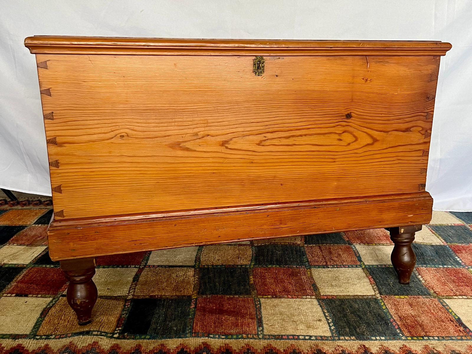 19th Century Dovetailed Pine Blanket Chest on Turned Feet (1 of 10)