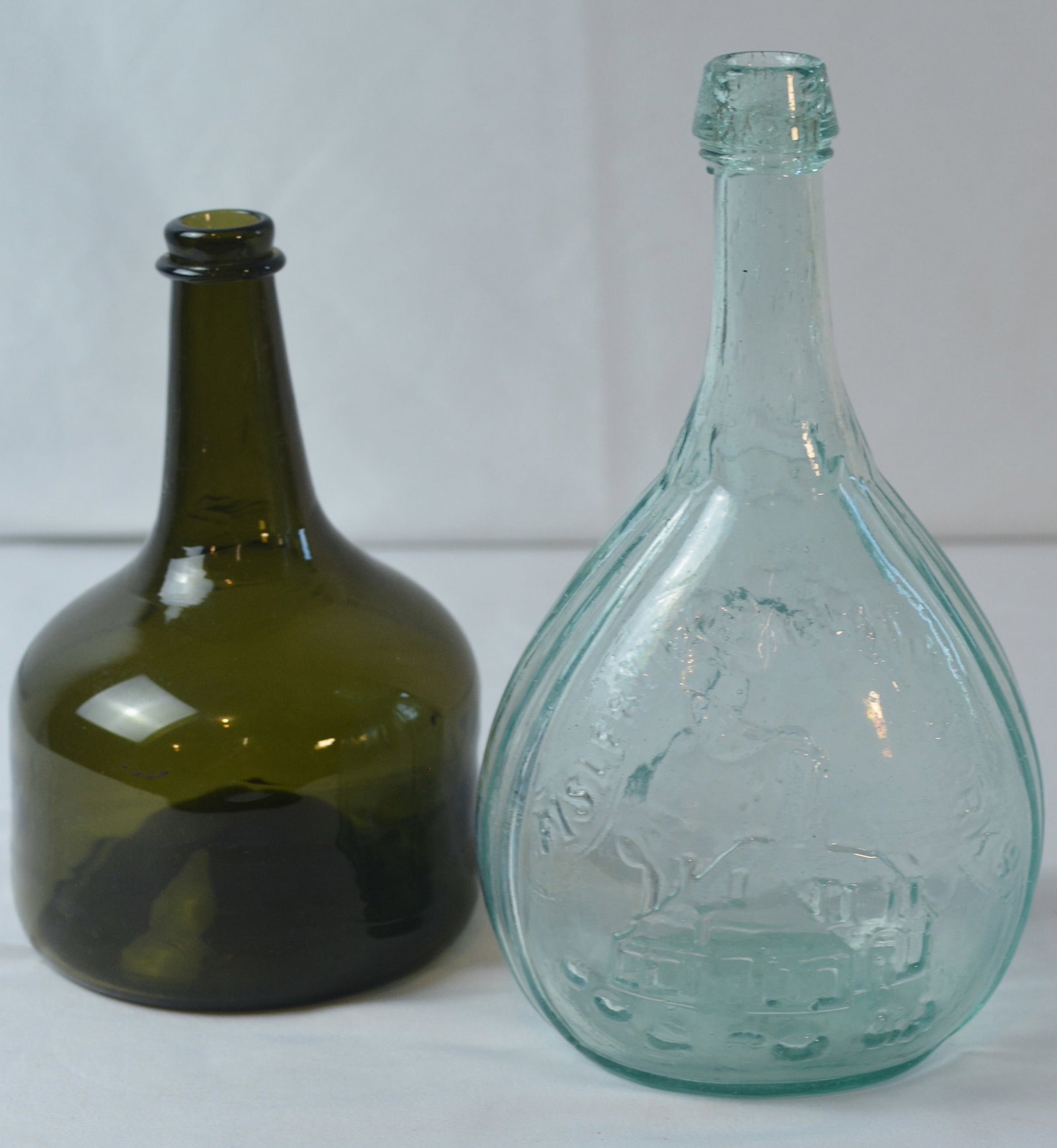 Early Jenny Lind Bottle & Olive Green Utility Bottle (1 of 9)