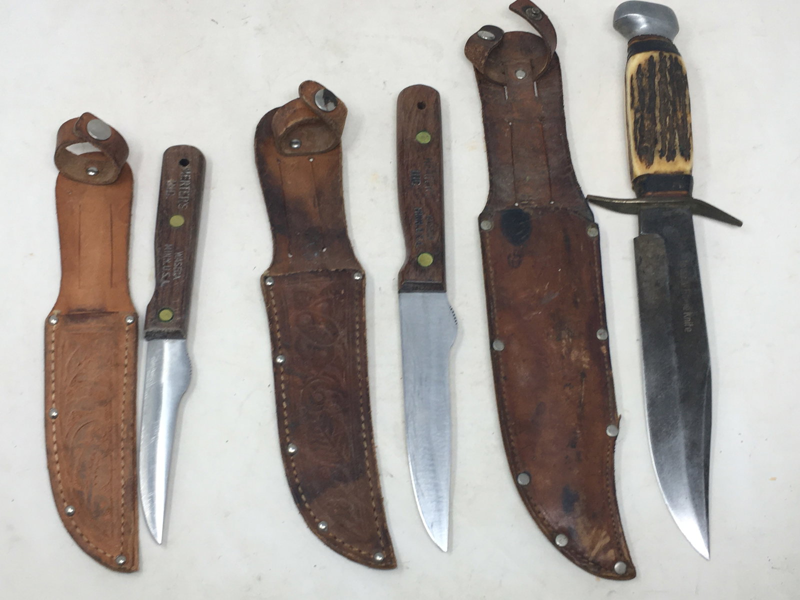3 Sheathed Fixed Blade Knives (1 of 9)