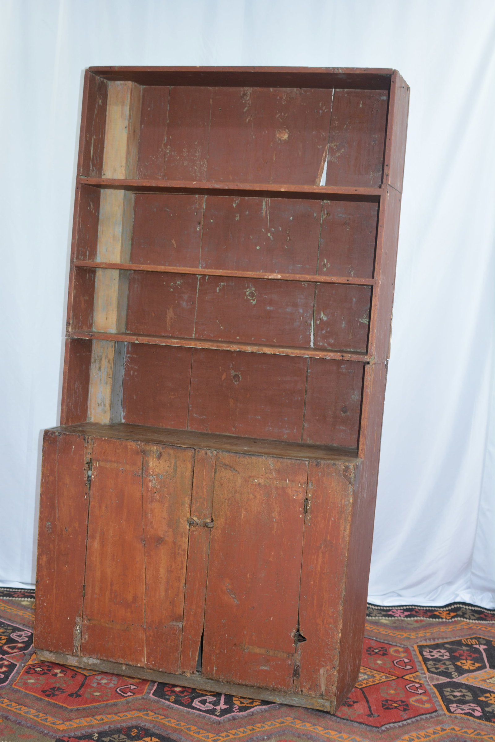 Antique wooden hutch (1 of 5)