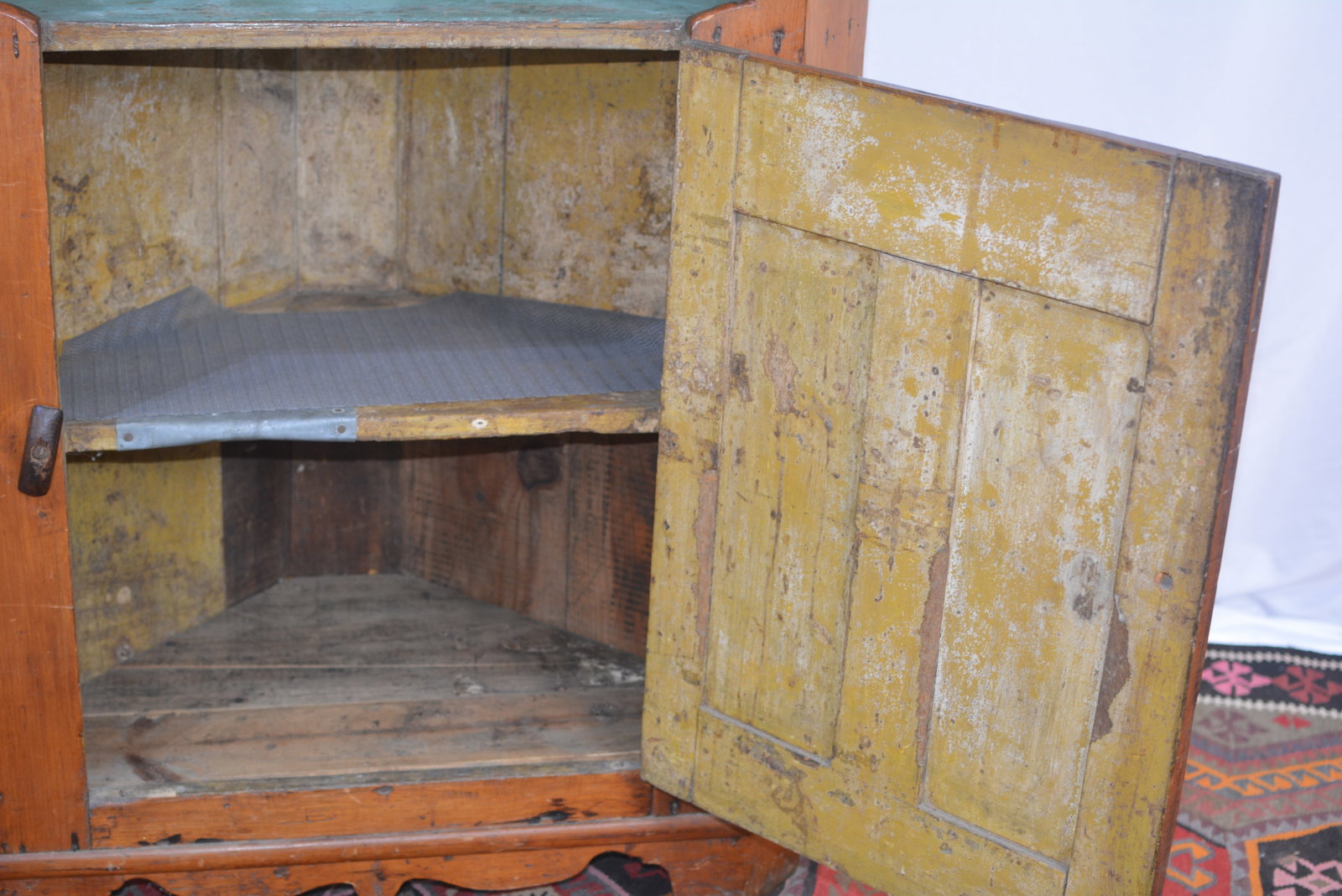 Antique pine corner cupboard - 4