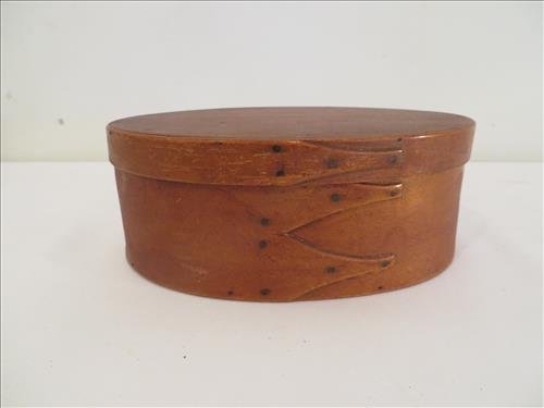 Shaker 2 fingered oval Shaker box: Shaker 2 fingered oval Shaker box, 7 1/2" x 3", natural surface, no breaks or damage, $75-150