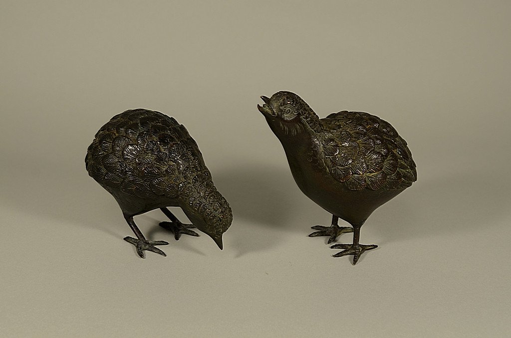 Japanese Meiji Period Cast Bronze Quail Sculptures: :: DESCRIPTION: Japanese Meiji Period Cast Bronze Quail Sculptures Probably by: Yukiyasu. Superb Patina. Reference: BOOK: MILLER'S Chinese & Japanese Antiques Buyers Guide (1999) - P. 297 Figures