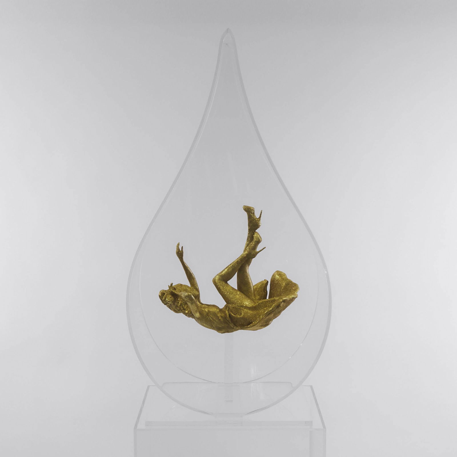 David Drebin (B.1970), TEARDROP, 2015, Photo sculpture;: DAVID DREBIN (B.1970), CANADIANTEARDROP, 2015Photo sculpture; from an edition of 6Including base 84.5 ins x 25.5 ins x 24 ins; 214.6 cms x 64.8 cms x 61 cmsProvenance:Private Collection, Toronto