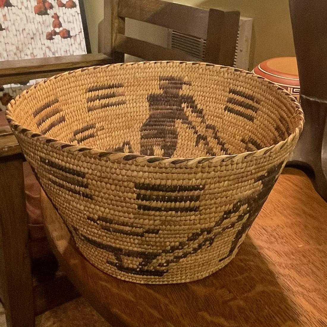 Papago figural basket (1 of 3)