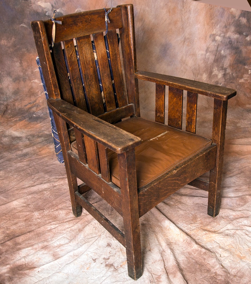 Stickley Brothers wing chair (1 of 2)
