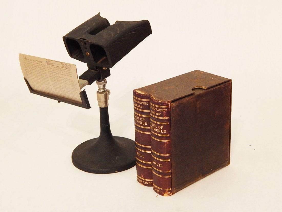Tabletop Stereoviewer w/ Keystone World Tour vol. I-II (1 of 2)