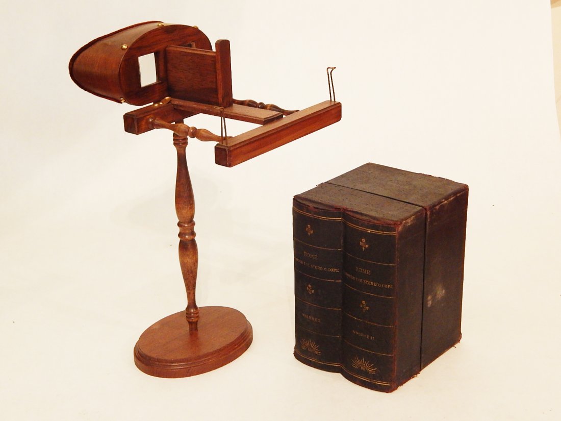 Tabletop Stereoviewer w/ Underdood & Underwood Set Rome (1 of 4)