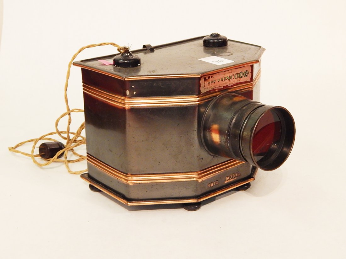 "Mirrorscope" Postcard Projector (1 of 3)