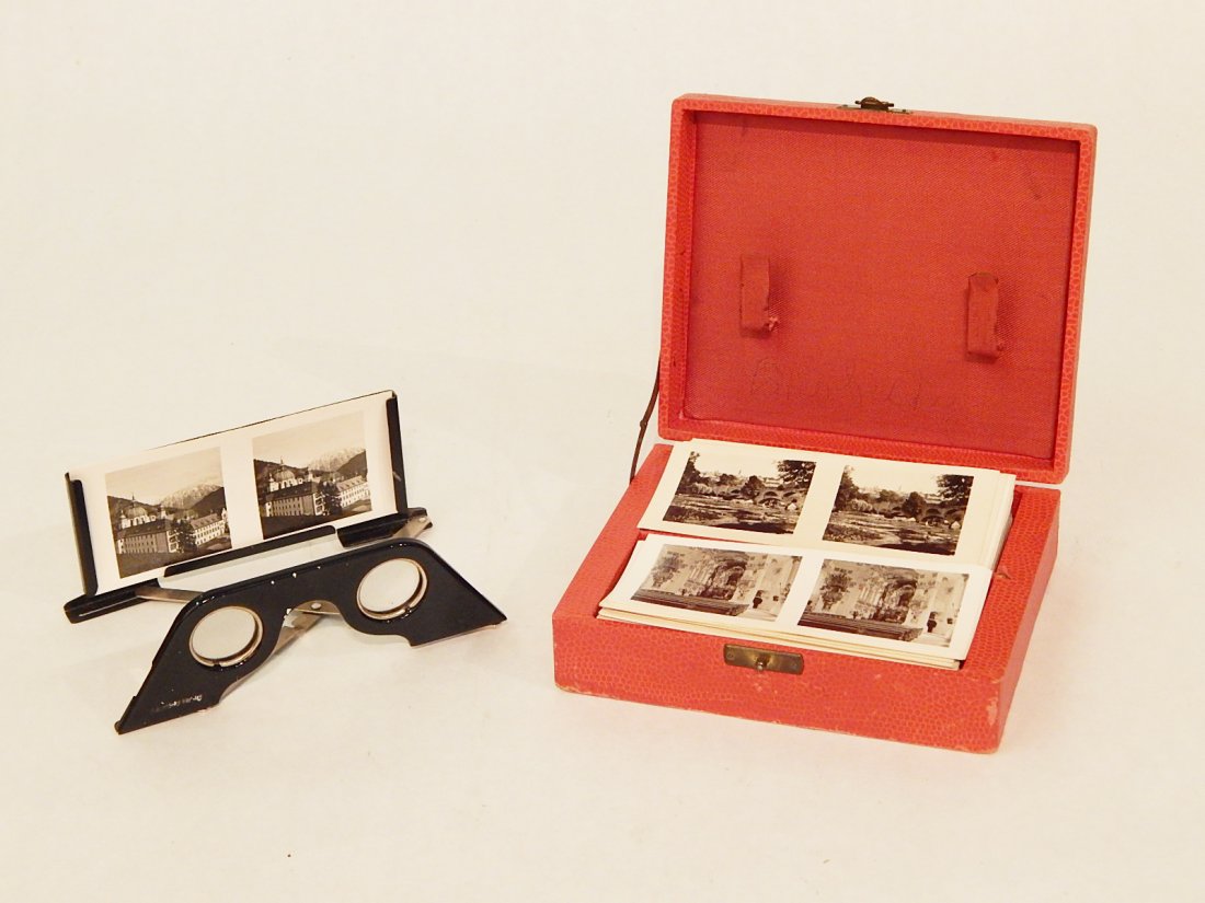 c.1940s German Stereoviewer w/ 150+ Stereoviews: c.1940s German Stereoviewer w/ 150+ Stereoviews. Deutschland im Raumbild. Original case. 7"x6"x2"