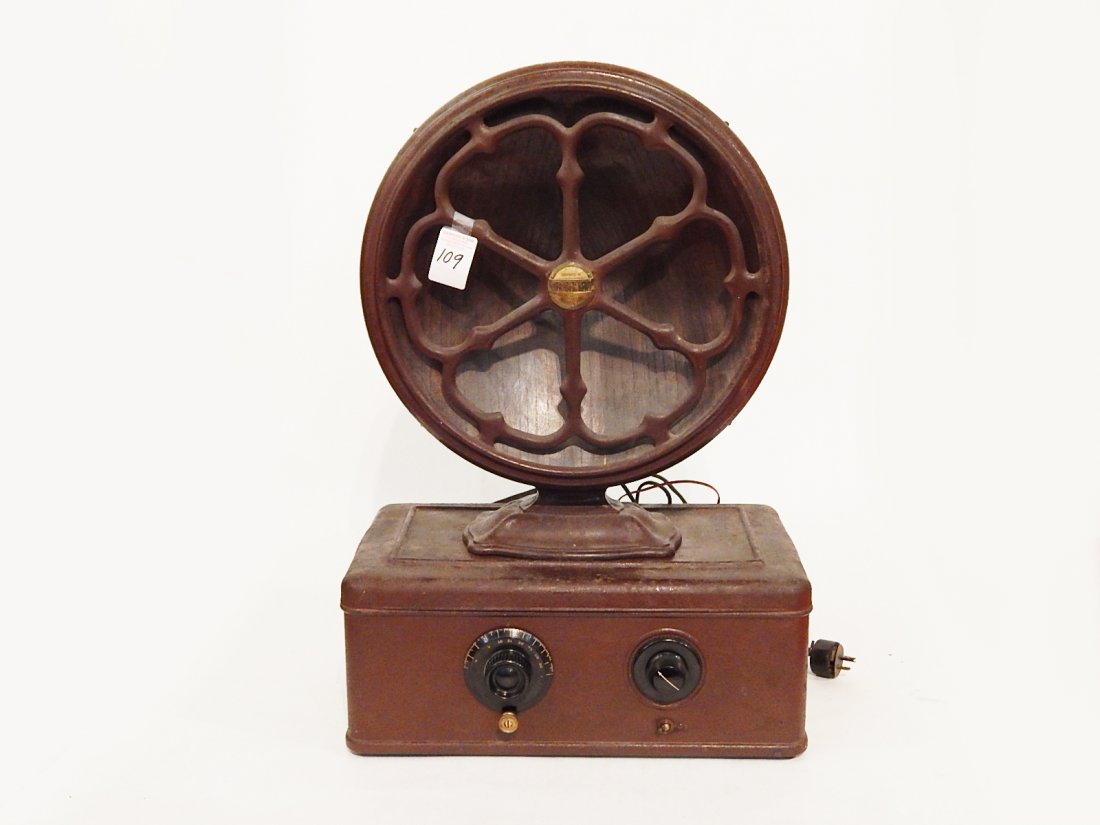Atwater Model 40 Radio w/ Model E Speacker (1 of 5)