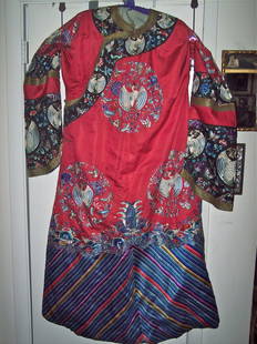 FINE 1800'S CHINESE SILK ROBE: FINE 1800'S CHINESE SILK ROBE 55" TALL WITH MUCH EMBROIDERING GREAT COLOR