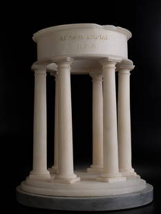 Temple in alabaster: Alabaster temple, early 20th century. YOU CAN REQUEST FURTHER PHOTOS AND INFORMATION VIA EMAIL. ALL TRANSPORT PRICES ARE APPROXIMATELY. - TUTTI I PREZZI DI TRASPORTO SONO UNA STIMA. - Tempietto