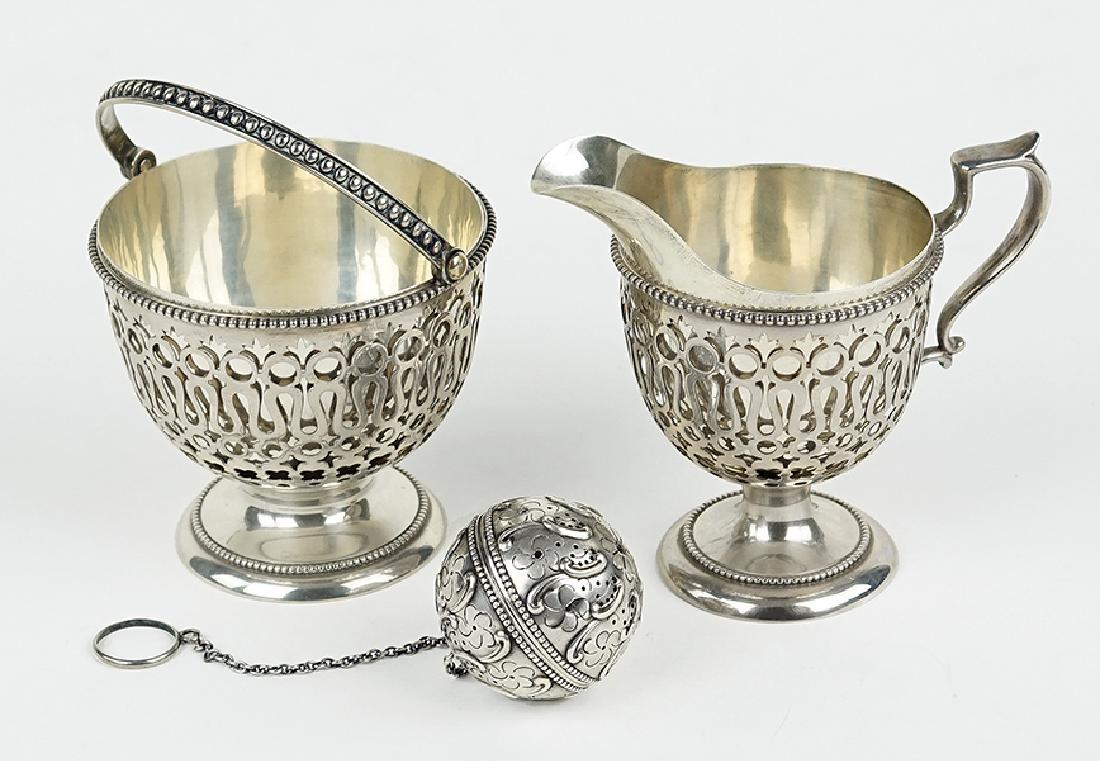 A Sterling Silver Creamer and Sugar Bowl. (1 of 1)