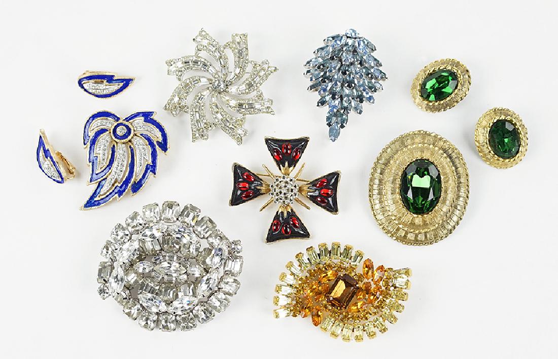 Five Kramer Rhinestone Brooches. (1 of 1)