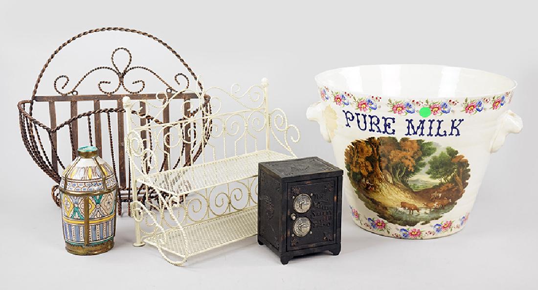 A Collection of Decorative Otems. (1 of 1)