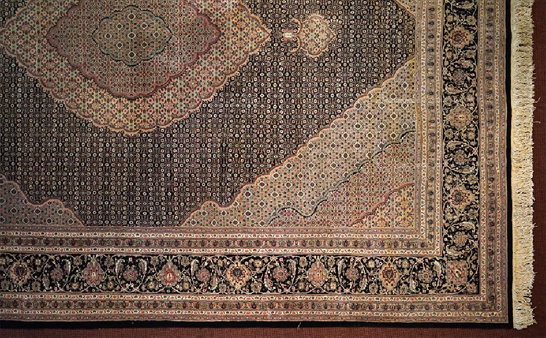 A Bidjar Carpet. (1 of 1)