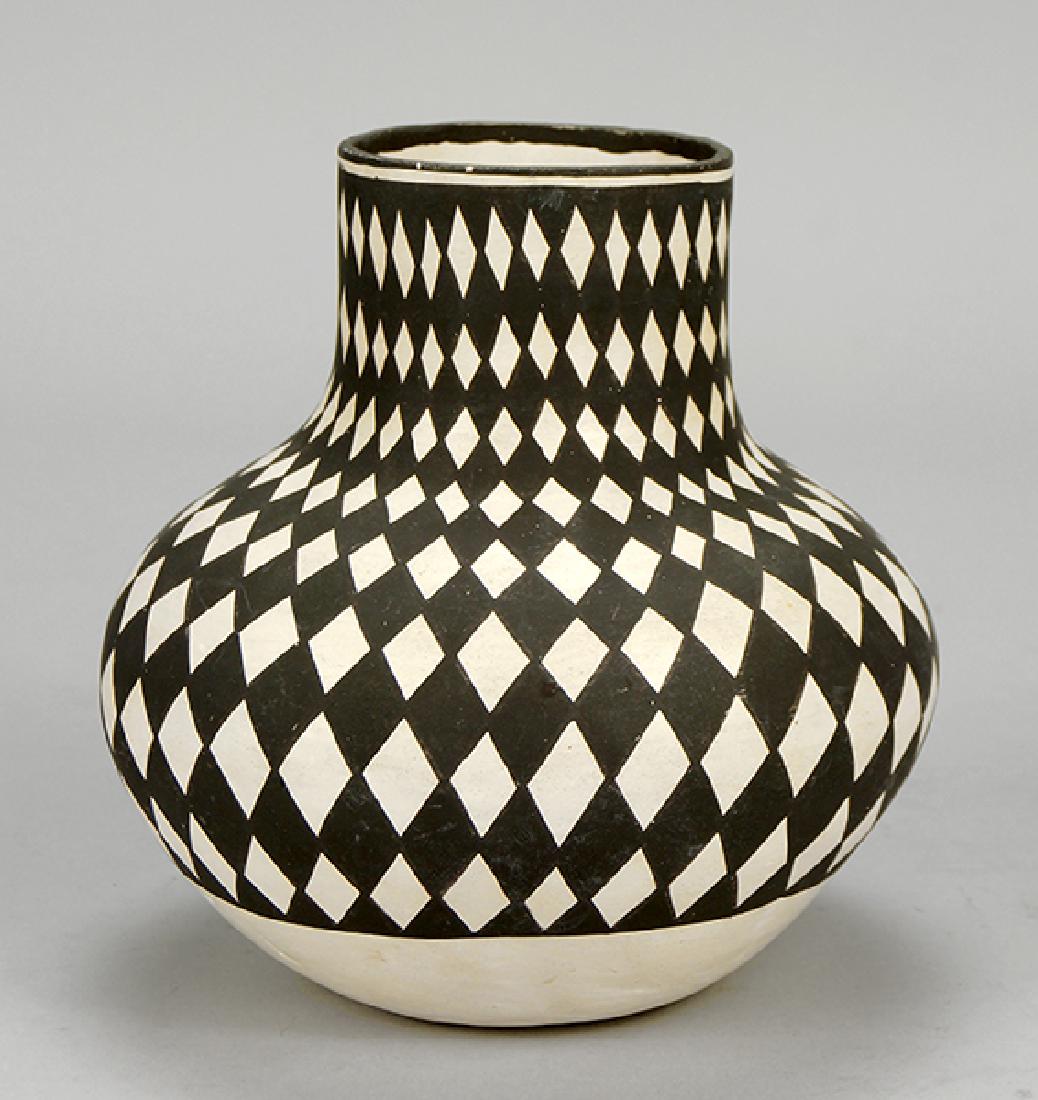 Jackie Shutiva-Montano (American, B. 1961) An Acoma (1 of 1)