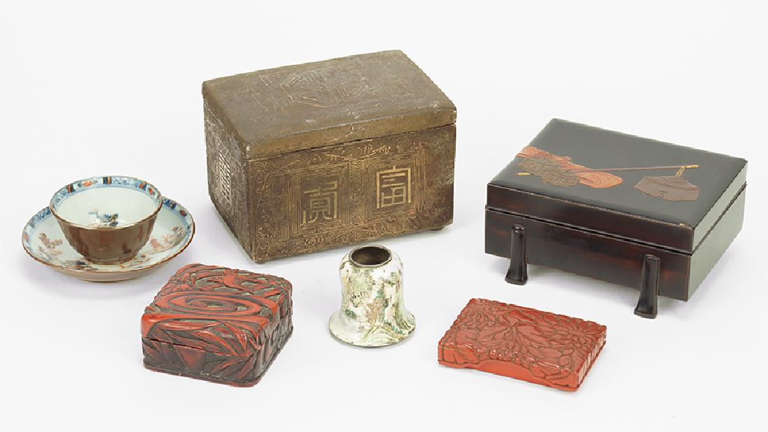 A Collection of Asian Decorative Items. (1 of 10)