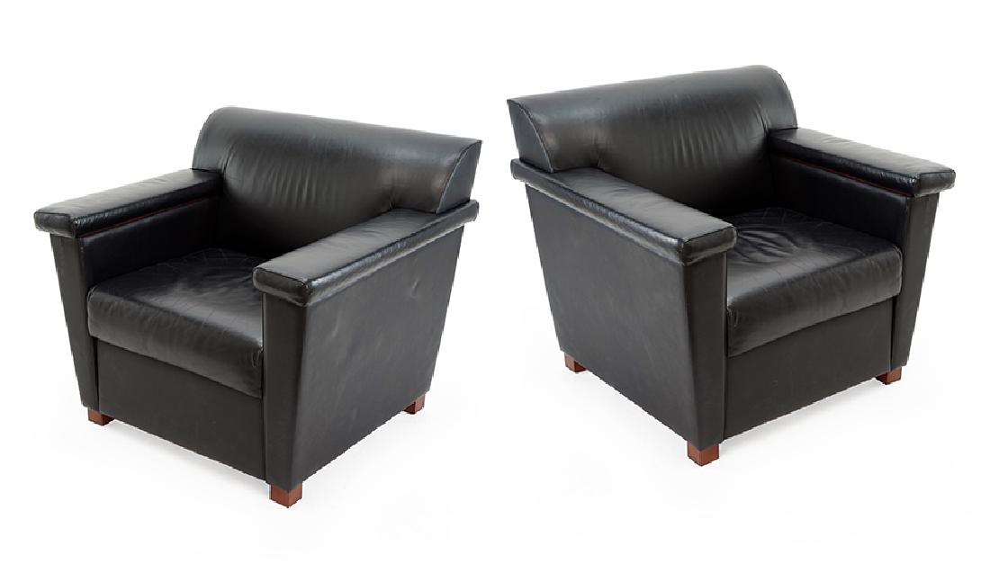 A Pair of Bernhardt Black Leather Club Chairs. (1 of 3)