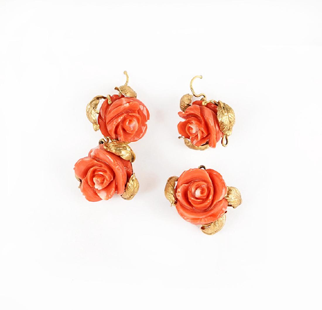 A Pair of Coral Drop Earrings. (1 of 1)