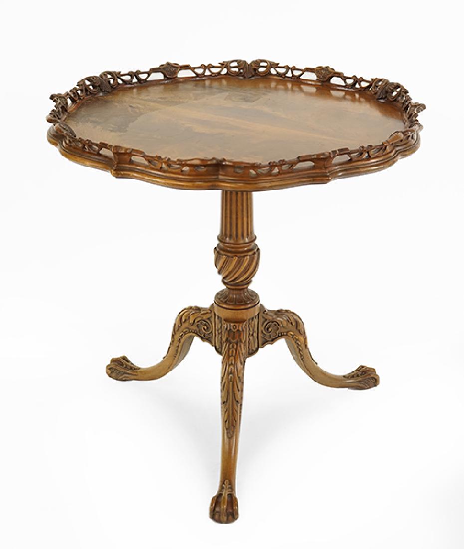 A Chippendale Style Tilt Top Table. (1 of 1)