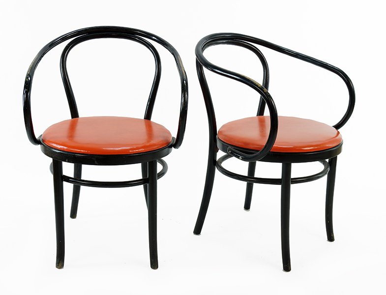 A Pair of Thonet Bentwood Armchairs. (1 of 1)
