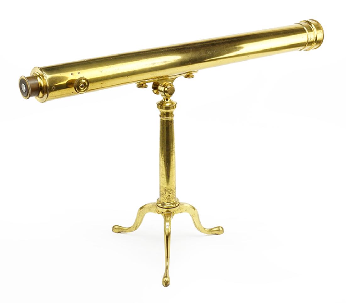 A Brass Table Top Telescope. (1 of 1)