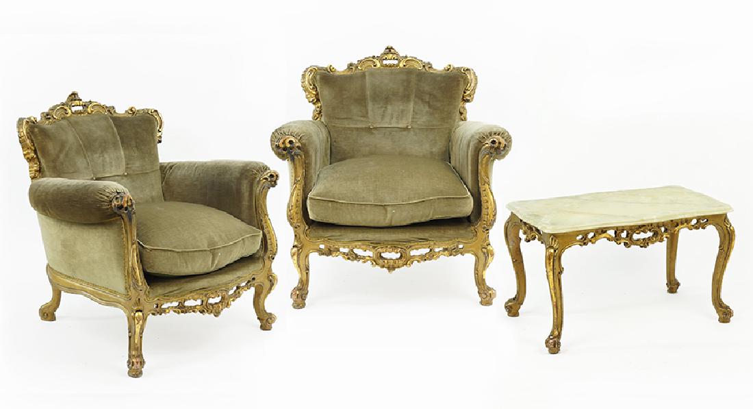 A Pair of Giltwood Parlor Chairs. (1 of 4)