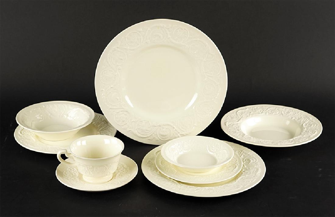 A Wedgwood Porcelain Dinner Service.: A Wedgwood Porcelain Dinner Service. In the Patrician pattern. Comprising 8 dinner plates, 13 luncheon plates, 15 salad plates, 2 bread plates, 8 soup bowls, 3 cereal bowls, 8 fruit bowls, 21 teacups,