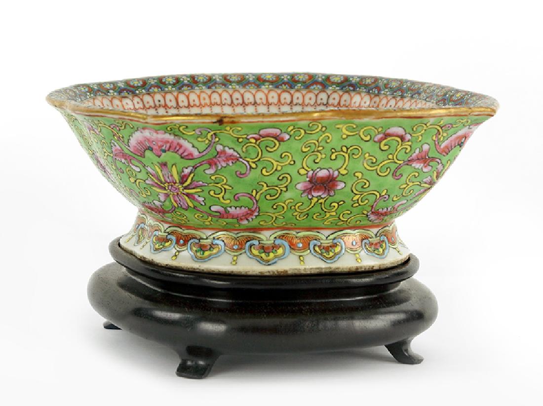 A Chinese Export Porcelain Bowl.: A Chinese Export Porcelain Bowl. Bearing an enameled decoration of fish and a lobster in the bed, with a fitted wood stand Bowl: 3" x 7.5" x 7.5"