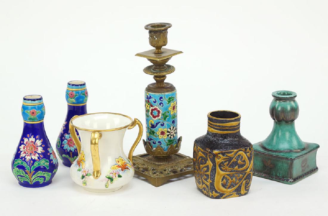 A Collection Of Decorative Items. (1 of 1)