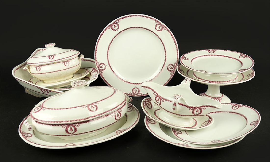 A Wedgwood Porcelain Dinner Service. (1 of 1)