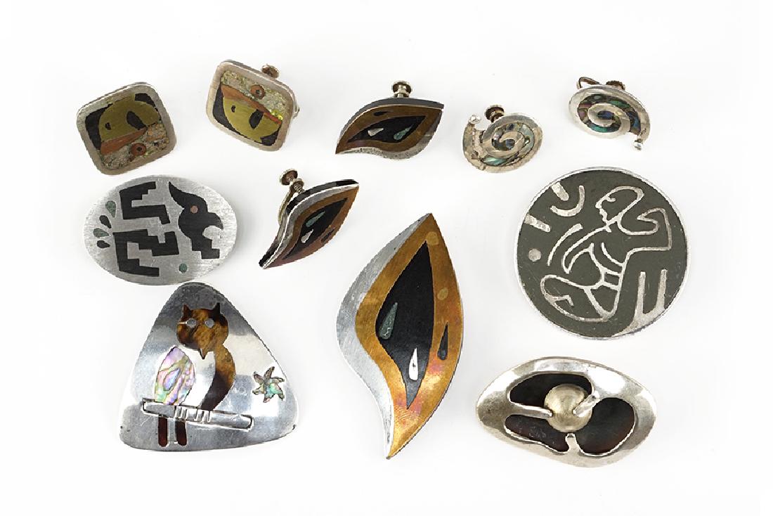 A Sigi Pineda Sterling Silver Brooch. (1 of 1)