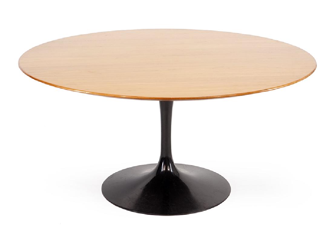 An Eero Saarinen for Knoll 'Tulip' Table. (1 of 10)