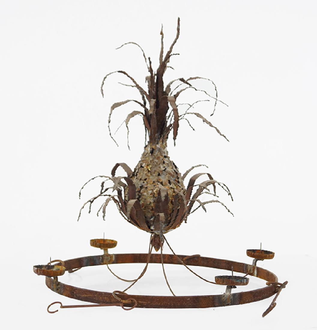 A Light Fixture. (1 of 1)