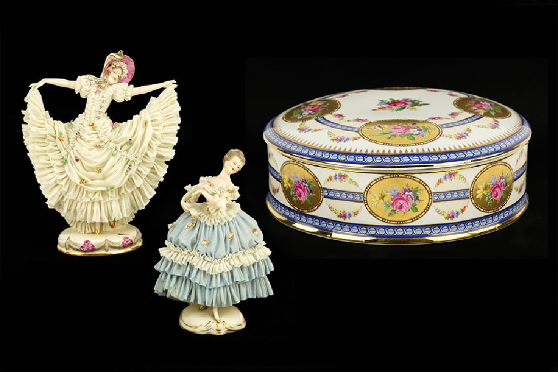 A Limoges Porcelain Box. (1 of 16)