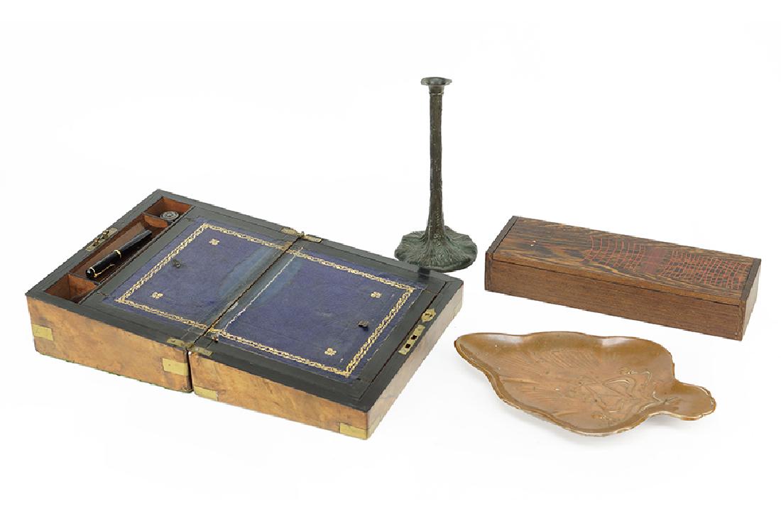 A Pairpoint Tree Form Vase. (1 of 1)