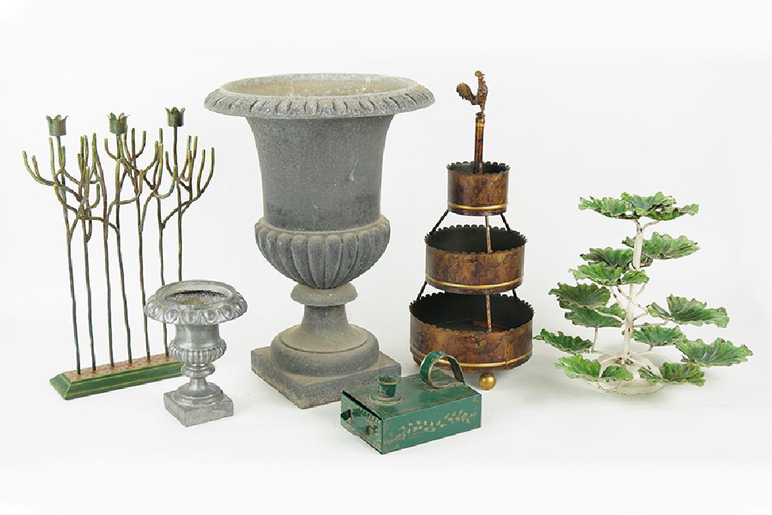 A Collection of Tole Table Articles. (1 of 1)