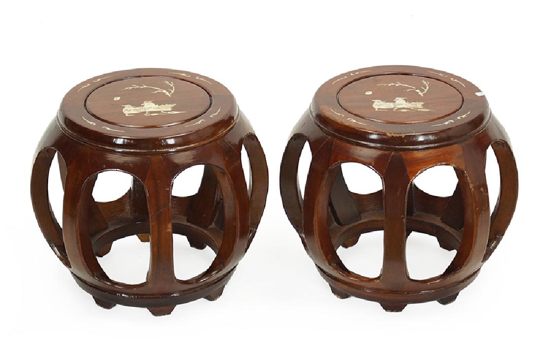 A Pair Of Wood Pedestals. (1 of 1)