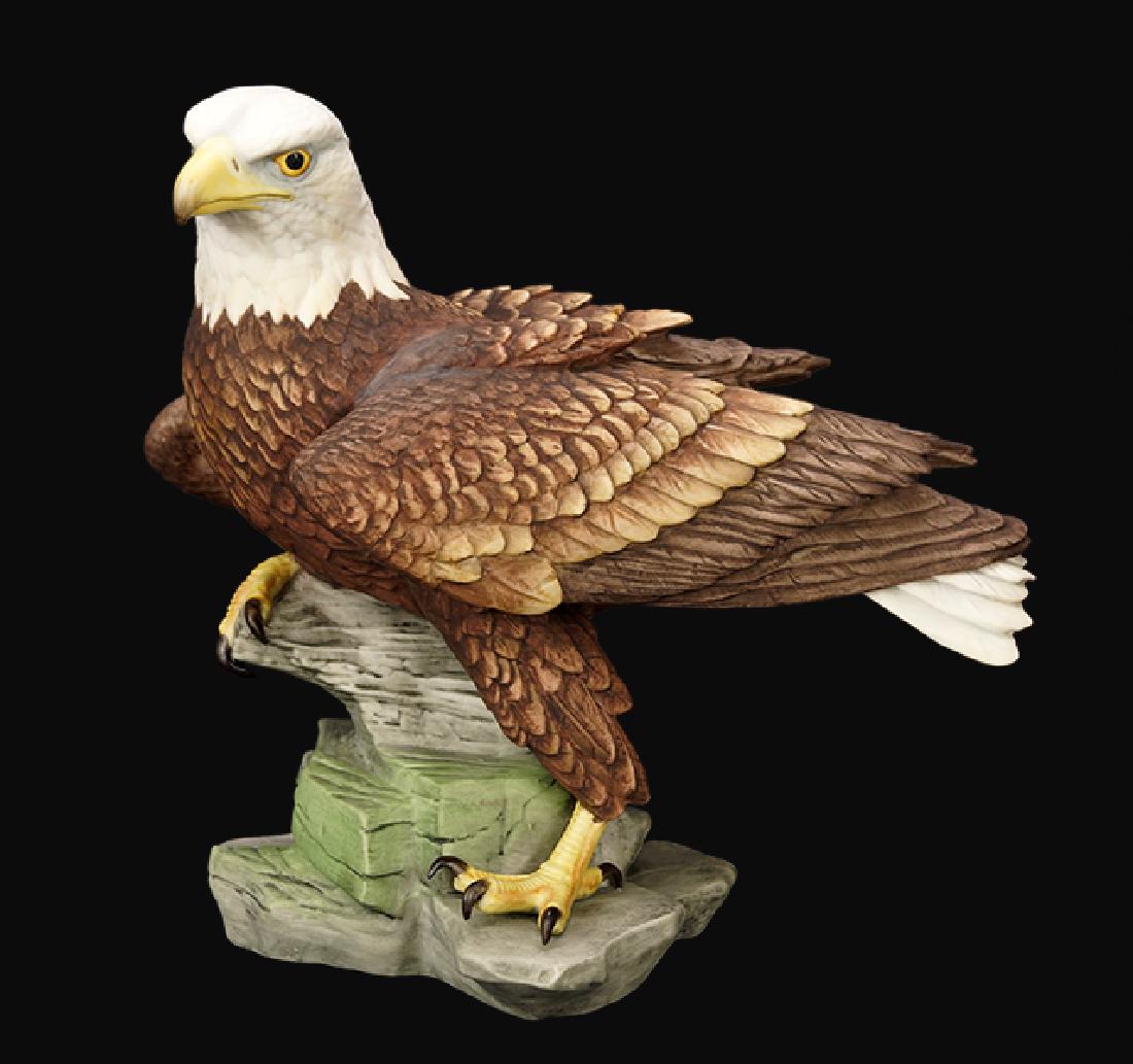 A Boehm Porcelain American Bald Eagle. (1 of 1)