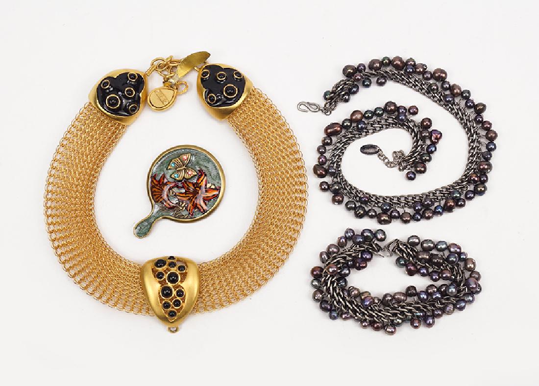 A Jay Strongwater Demi-Parure.: A Jay Strongwater Demi-Parure. Comprising a black cultured freshwater pearl necklace and bracelet. Together with a Jay Strongwater choker necklace and an enamel hand mirror