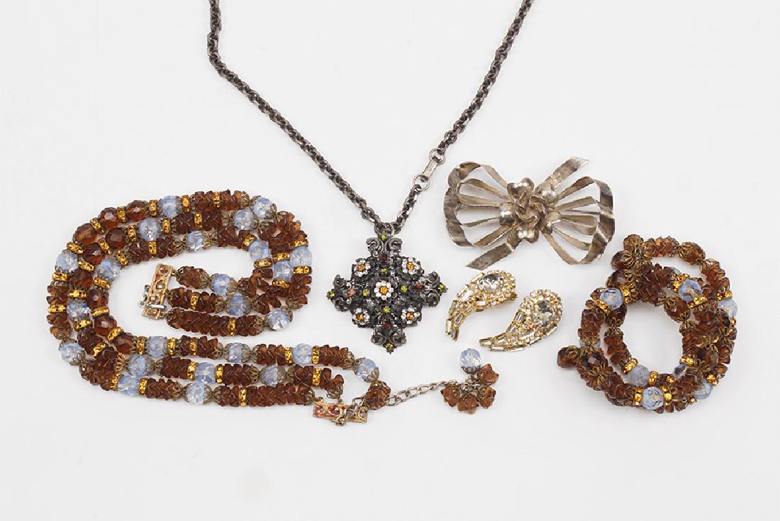 A Hobe Sterling Slver Bow Brooch. (1 of 1)