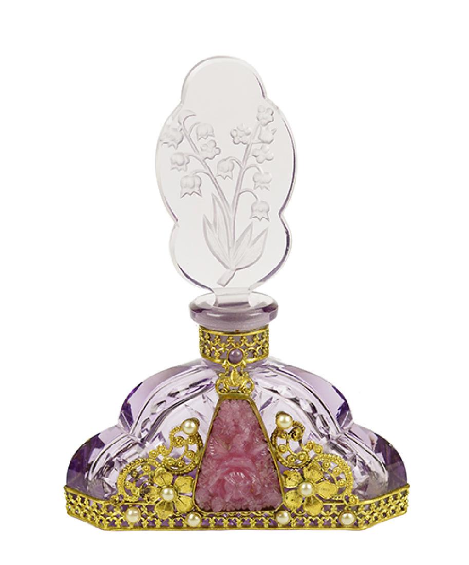 A 1920s Czechoslovakian Perfume Bottle. (1 of 4)