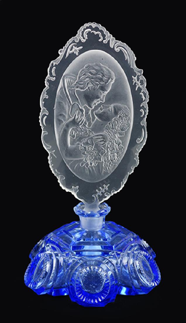 A 1930s Czechoslovakian Blue Crystal Perfume Bottle. (1 of 1)