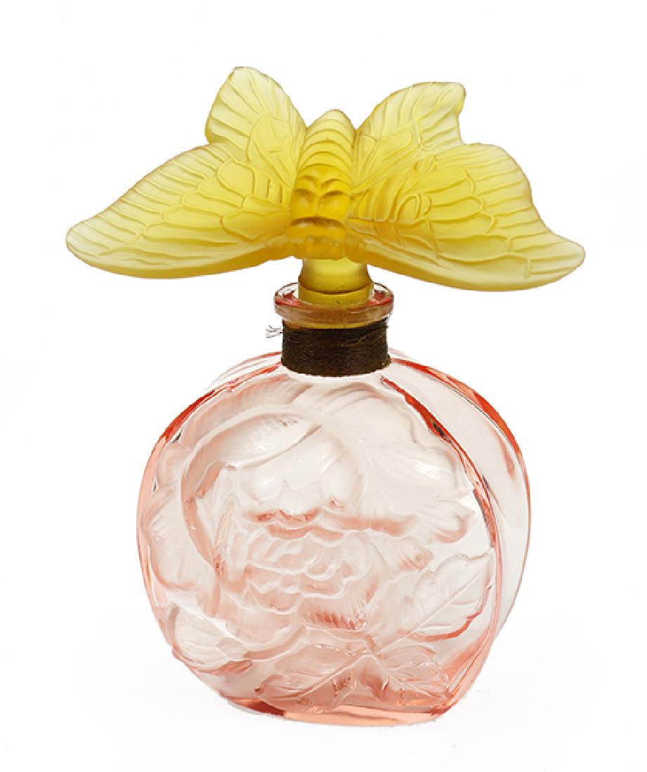 A 1930s Irice Czechoslovakian Pink Crystal Perfume (1 of 1)