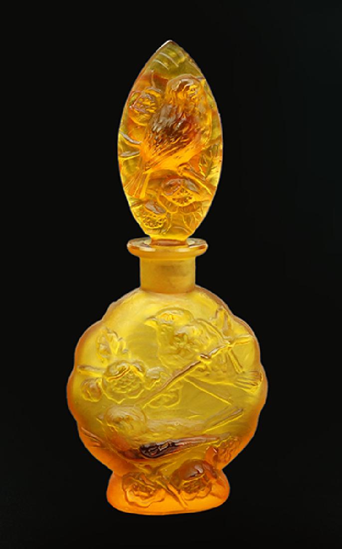 A 1930s Czechoslovakian Ingrid Amber Perfume Bottle. (1 of 2)