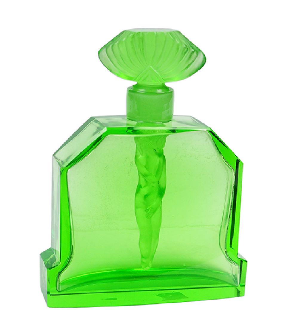 A 1920s Hoffmann Green Crystal Czechoslovakian Perfume (1 of 1)