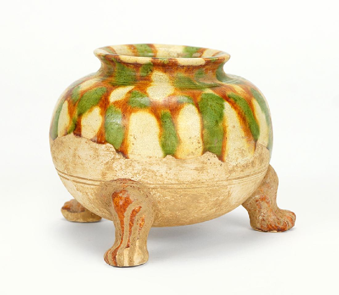 A Chinese Tang Three-Color Pottery Tripod Jar. (1 of 11)